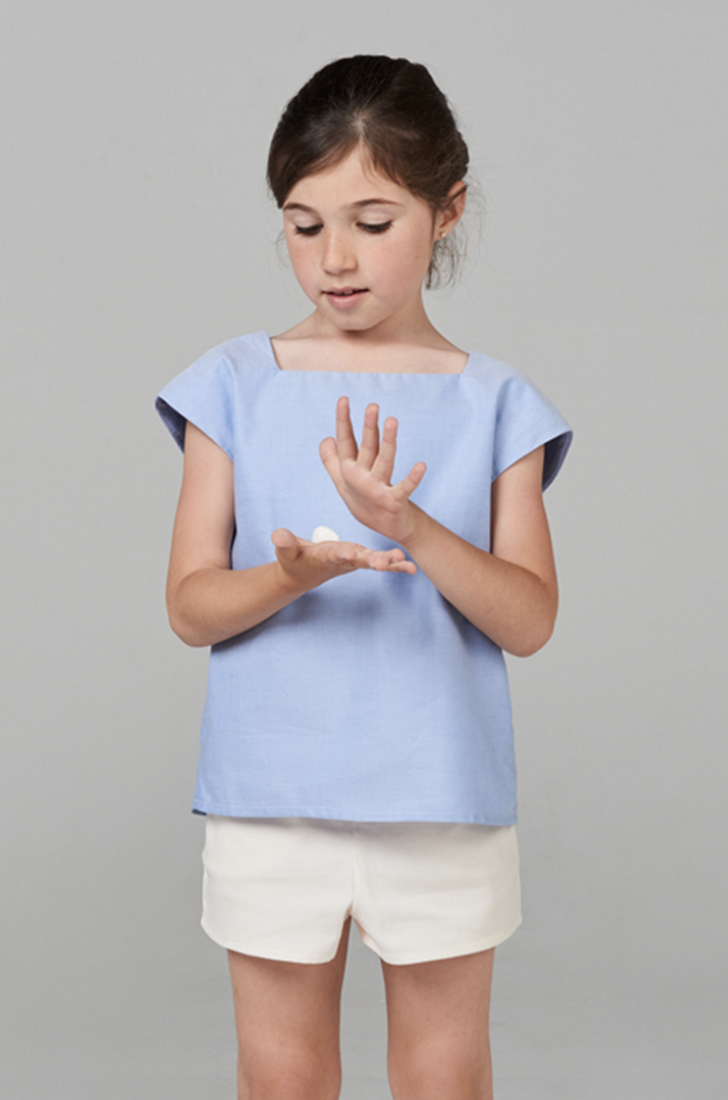                                                                                                                       Pale Burgundy blouse with pleated back 