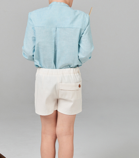                                                                                      Boy's shorts with pockets 