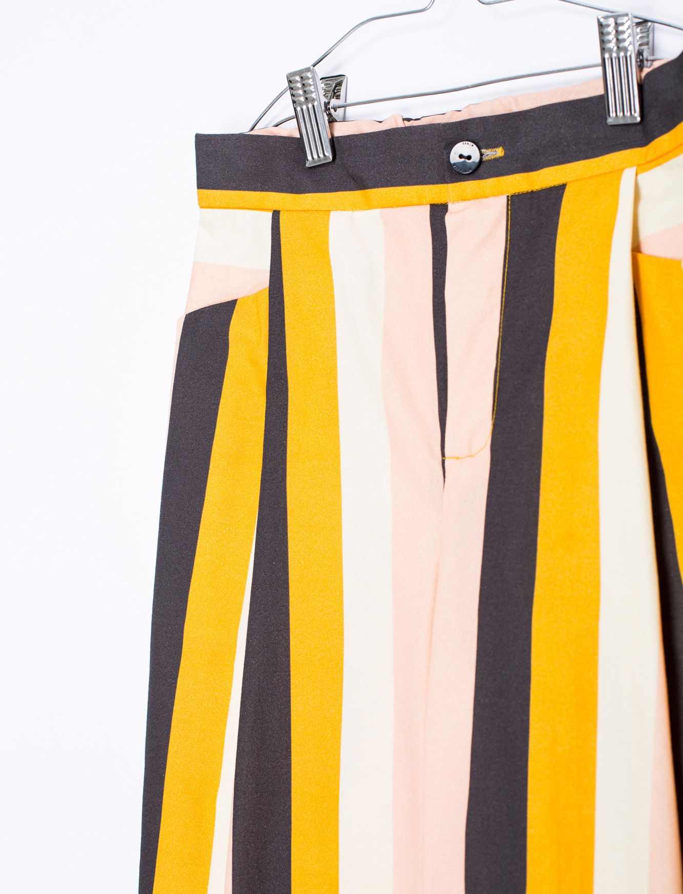                                                                                                                       Relaxed Pants  - Multicolour stripes