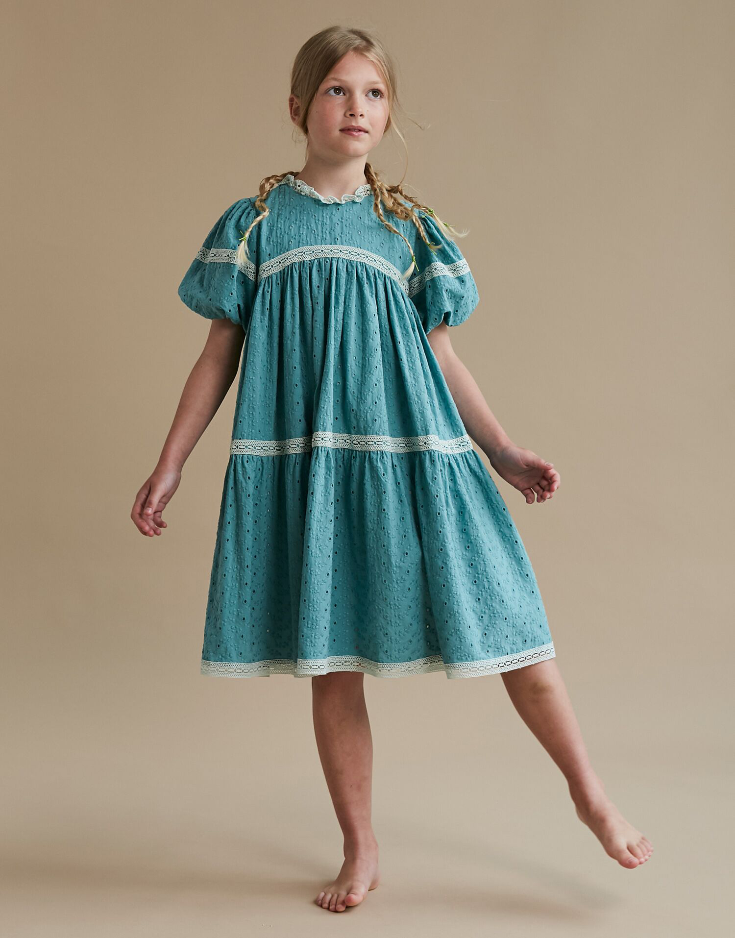 THE MIDDLE DAUGHTER TIER-RY EYED DRESS Broderie Anglaise - Rain THE MIDDLE DAUGHTER TIER-RY EYED DRESS Broderie Anglaise - Rain